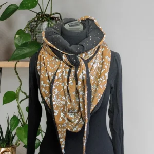 Chèche, écharpe, foulard triangle |   Mi-saison  | Lune de Jasmin